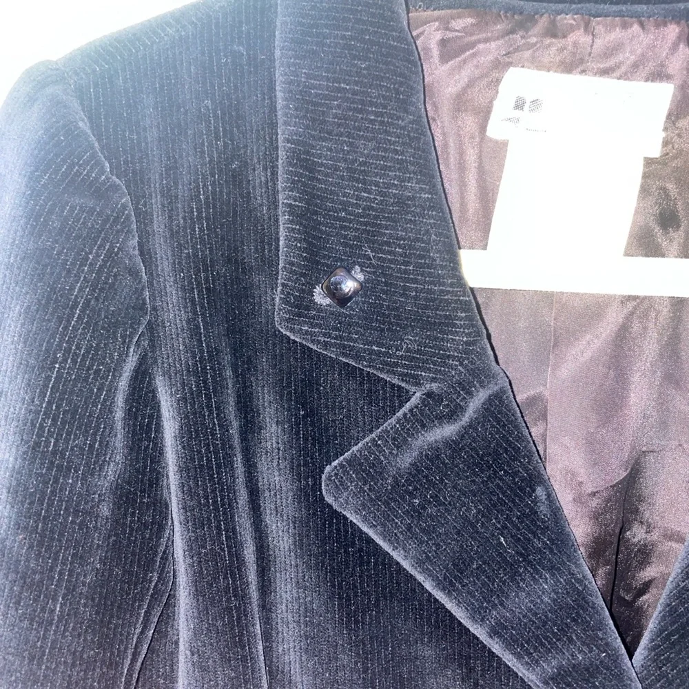Vintage André Courrèges Paris Black Velvet Blazer Size Small - Picture 5 of 9